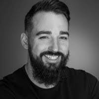 Anita Klimek's Instagram, Twitter & Facebook