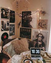 Nice 47 Smart Diy Dorm Room Decoration Ideas More At Http Decoratrend Com 2018 03 25 47 Smart Diy Dorm Room Deco Retro Bedrooms Dorm Room Diy Grunge Bedroom