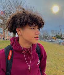 This is a great hair type to have, but it can also to be difficult to take care of because it is neither straight or very curly. Mixed Teenage Guys With Curly Hair Novocom Top
