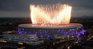 Tottenham hotspur stadium 62.062 plätze. Tottenham Eroffnet Neues Stadion Mit Spektakel German Site