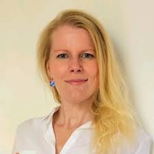 Debora Diehl auf LinkedIn: #magdeburg #rhetorik #kommunikation #moderation  #lampenfieber