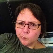 Vicky Nangle 💙 (@VictoriaNangle)