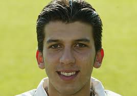 Moeen Ali: England allrounder returns to Warwickshire