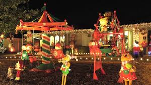 Christmas Lights 2022: Arlington's Interlochen Estates Has Twinkled  Brightly For 47 Years