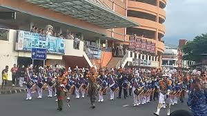 Drumband Gita Dirgantara guncang kawasan Mega Mas Manado - BERITA PRIORITAS