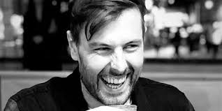 YouTuber Daniel 'PeeWeeToms' Thomas Passes Away After Vlogging Cancer Battle