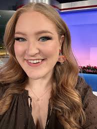 Happy Thanksgiving! 🦃🍂✨ I am incredibly grateful this year for the  amazing team I get to work with everyday and for the support system I have  behind the scenes. Shout out to