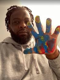 Eric Wilson's Instagram, Twitter & Facebook