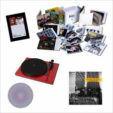 music lovers gift guide turntable kitchen