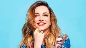 Regina blandón responde sarcásticamente a crítica en twitter. Asi Lucia Regina Blandon Bibi Peluche En El Primer Capitulo
