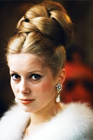 When did catherine fabienne deneuve make her first movie? Catherine Deneuve Vintage Frisuren Hochzeitsfrisuren Brautfrisur