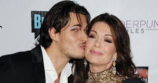 Feb 16, 2021 · it takes two to tango! Lisa Vanderpump Loved Her Dwts Partner Gleb Savchenko The National