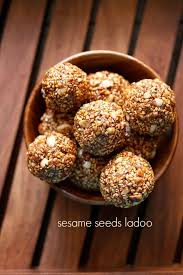 Mix and mash until the mixture turns smooth. Til Ke Laddu Sesame Laddu Dassana S Veg Recipes