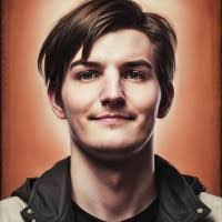 Kelly Nygaard's Instagram, Twitter & Facebook