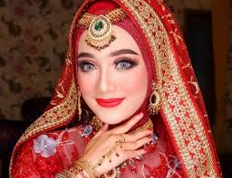 Paket rias pengantin tangerang, harga rias pengantin tangerang, rias pengantin muslimah tangerang. 7 Inspirasi Makeup Pengantin Cantik Berhijab Yang Memukau Wedding Market