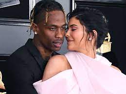 Young celebrity parents, travis scott and kylie jenner looks to be serving some couple goals as they enjoy each others company. Kylie Jenner Erwischt Liebescomeback Mit Travis Scott Bunte De