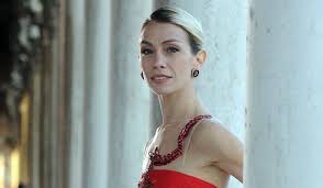 Etoile opéra de paris, direttrice ballo opera roma.pagina ufficiale. Eleonora Abbagnato A Prodigi Il Passato Difficile E La Novita Lanostratv