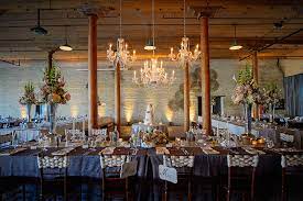 Vintage Milwaukee Pritzlaff Building Wedding Wisconsin Wedding Photographer Wedding Venues Wisconsin Wisconsin Wedding Wedding Venues