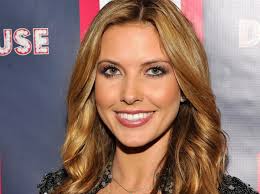 TV Personality Audrina Patridge's Rare Video Shows Daughter Kirra Is a  Bubble-Loving Scientist