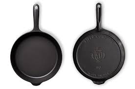 Field Company Cast Iron Skillet 125 For 8 Size 160 For 10 Size Cast Iron Tools And Toys Cast Iron Skillet