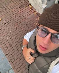 Instant transmission