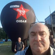 Immenso dispiacere per la scomparsa di Stefano. Una notizia che mai avremmo  voluto ricevere. Un pensiero alla famiglia e ai suoi cari, condoglianze.  Una preghiera e un abbraccio, A Dio Stefano.