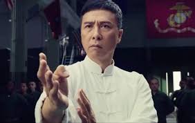 Leider entgleist „ip man 4 ab der hälfte recht unschön, weil aus der hirnrissigen, aber charmanten lachnummer plötzlich ätzende propaganda wird. Ip Man 4 The Finale Delivers Decent Farewell To Our Beloved Kung Fu Grandmaster Entertainment The Jakarta Post
