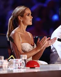 Amanda is aware that all families are going through difficulty during these turbulent times but received a distressing telephone call from her elderly father on friday afternoon, the statement. Amanda Holden Britain S Got Talent 06 03 2017 Celebmafia