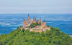 Die familie der hohenzollern kann auf 950 jahre haus hohenzollern zurückblicken. Herunterladen Hintergrundbild Burg Hohenzollern Schloss Sommer Schlosser Deutschlands Bisingen Zollernalbkreis Haus Hohenzollern Deutschland Fur Desktop Kostenlos Hintergrundbilder Fur Ihren Desktop Kostenlos