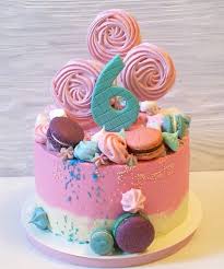 как украсить торт на день рождения девочке своими руками Detskij Nezhnyj Tort Na 6 Let Devochke S Merengami I Makarons Tort Tort Na Den Rozhdeniya Tort Dlya Devochki