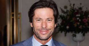 Canales Rivera pasa página, olvida a Isabel Márquez con su nueva novia