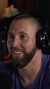 Jeremy Benge's Instagram, Twitter & Facebook