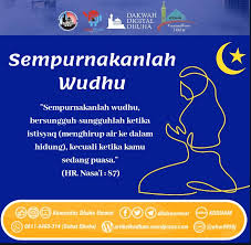 Ya, salah satu tahapan wudhu, yaitu berkumur berisiko membatalkan ibadah puasa jika tidak dilakukan dengan benar. Cara Wudhu Saat Puasa