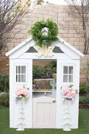Diy Playhouse Makeover On A Budget The Posh Home Playhouseoutdoordiy Diy Spielhaus Kinderspielplatz Garten Ideen