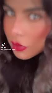 Isabella Hurst's Instagram, Twitter & Facebook