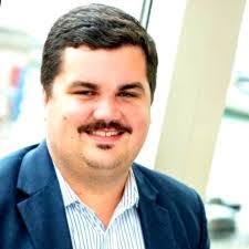 Robert Fouquet's Instagram, Twitter & Facebook