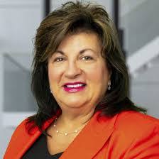 Dana Wick's Instagram, Twitter & Facebook