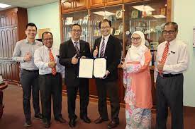 Ppsk stands for pusat pengajian sains kesihatan. Kunjungan Hormat Dekan Pusat Pengajian Sains Kesihatan Universiti Sains Malaysia Usm Ke Atas Ketua Pengarah Jabatan Kimia Malaysia Kimia Malaysia Jabatan Kimia Malaysia