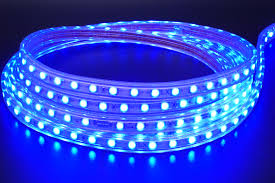 Baterai sebesar 400mah akan terisi saat siang hari dan digunakan pada malam hari pada saat tidak ada matahari. Tips Memilih Lampu Selang Led Pabriklampu Net