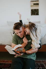 In case you missed it. In Home Couple Session With Dani James In California By Evie Rupp Evelyngracephotos Couple Lifestyle Photography Couples Couples Lifestyle Couples Intimate