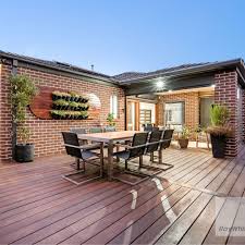 Just Listed 🏡👀 15 Bindweed Street, Sunbury 📍 Nestled in the prestigious  Sunbury Fields Estate. Exceptional family home, offering unparalleled blend  of space style and functionality. Four generous size bedrooms, multiple  expensive