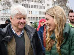 The couple tied the knot on saturday, 29 may, in front of fewer than 30 friends and family, the sun reports. Who Is Carrie Symonds Boris Johnson S Fiancee And Mother To Baby Boy