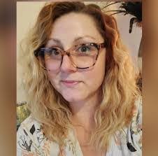 Ashley Otte's Instagram, Twitter & Facebook