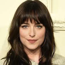 If you want a stylish fringe haircut, look no further. 50 Extraordinary Ways To Rock Long Hair With Bangs Hair Motive Hair Motive