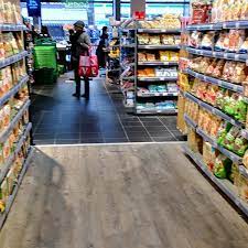 93 avenue du general de gaulle 18200 saint amand montrond. Carrefour Market Grandes Carrieres 102 Avenue De Saint Ouen