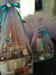 17 Unique Baby Shower Prizes For Every Budget 2021 Baby Shower Game Gifts Baby Shower Prizes Baby Shower Game Prizes