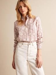 Trouvez des images de stock de femme belle chemise longue, ample, noire en hd et des millions d'autres photos, illustrations et images vectorielles de stock libres de droits dans la collection. Chemisier Femme Blouse Liquette Top Femme Cyrillus