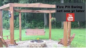 This fire pit plan is similar to many of the other circular plans, but instead of cinderblocks or cement blocks, use retaining wall quick reminder! Fabulous Pergola With Swing And Fire Pit Garden Landscape
