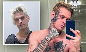 Aaron carter und seine verlobte melanie martin im april 2021. Aaron Carter Avoids Jail After Striking Plea Deal In 2017 Dui Case Daily Mail Online