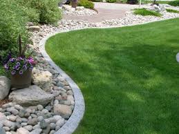 Pin By Colleen Warrington On Yard Ideas Landscape Curbing Landscaping With Rocks Landscape Design